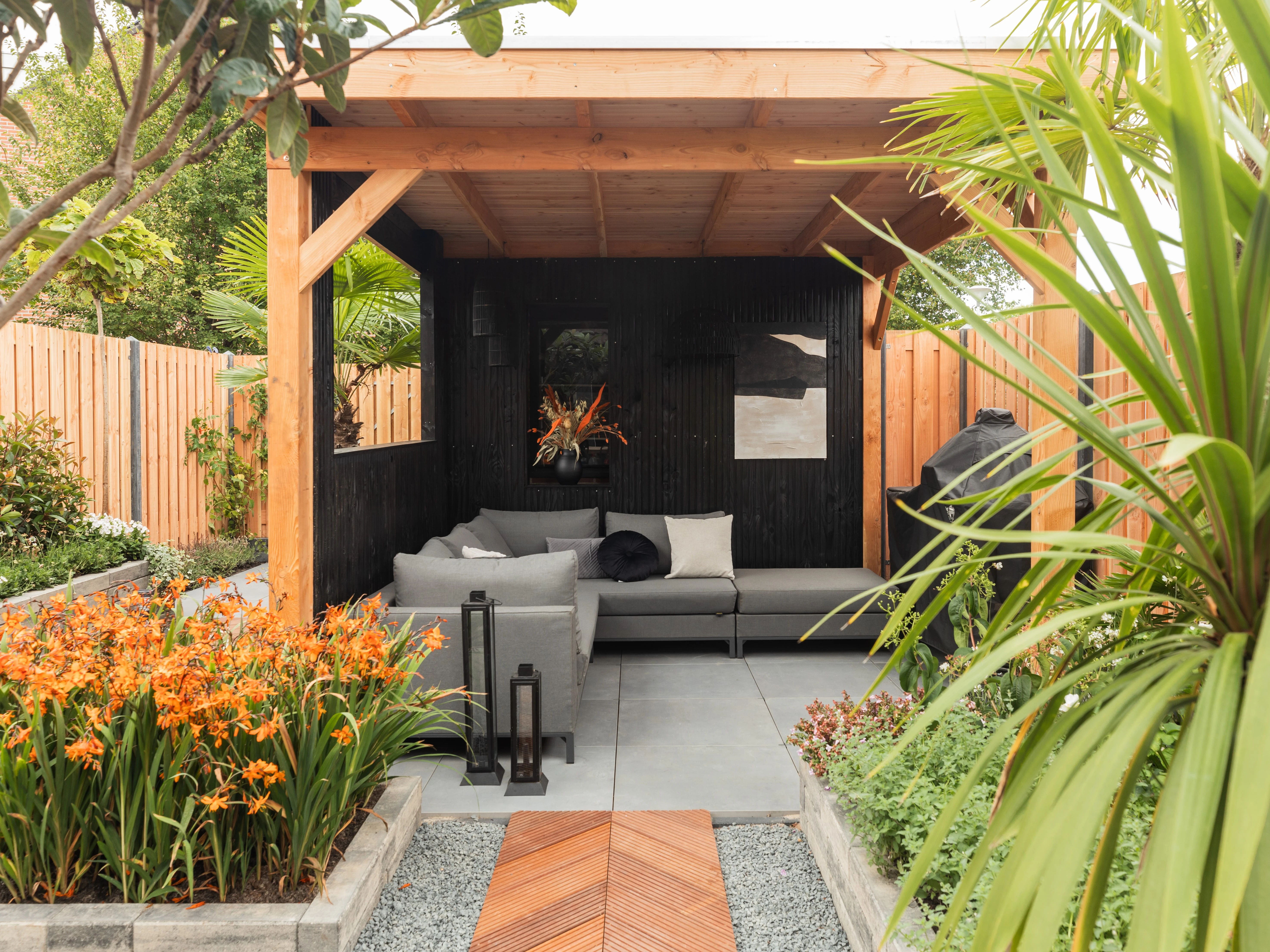 Douglas overkapping, 600 x 350, met zwarte achterwand en zijwand, Westwood Comfort - Afbeelding 3